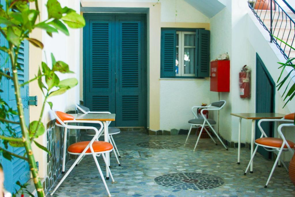 Livadia  George Apartments מראה חיצוני תמונה